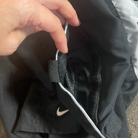 ✨Mens Nike Swim Trunks Board Shorts L✨ - Picture 4 of 4